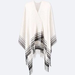 Uniqlo White and Black Two Way Stole